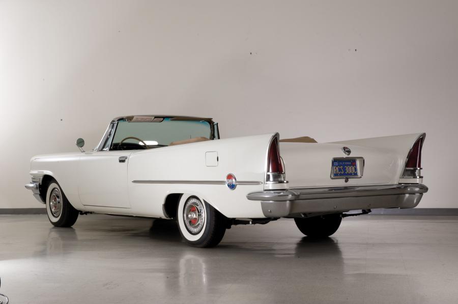  Chrysler 300C Convertible 1957 года  (фото 27 из 39)